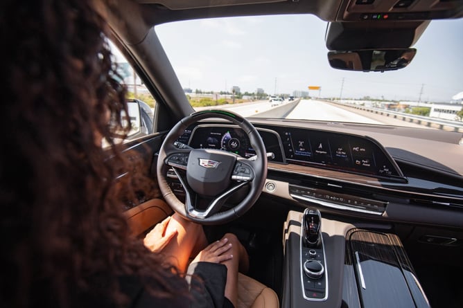 2021-Cadillac-Escalade-Super-Cruise-109