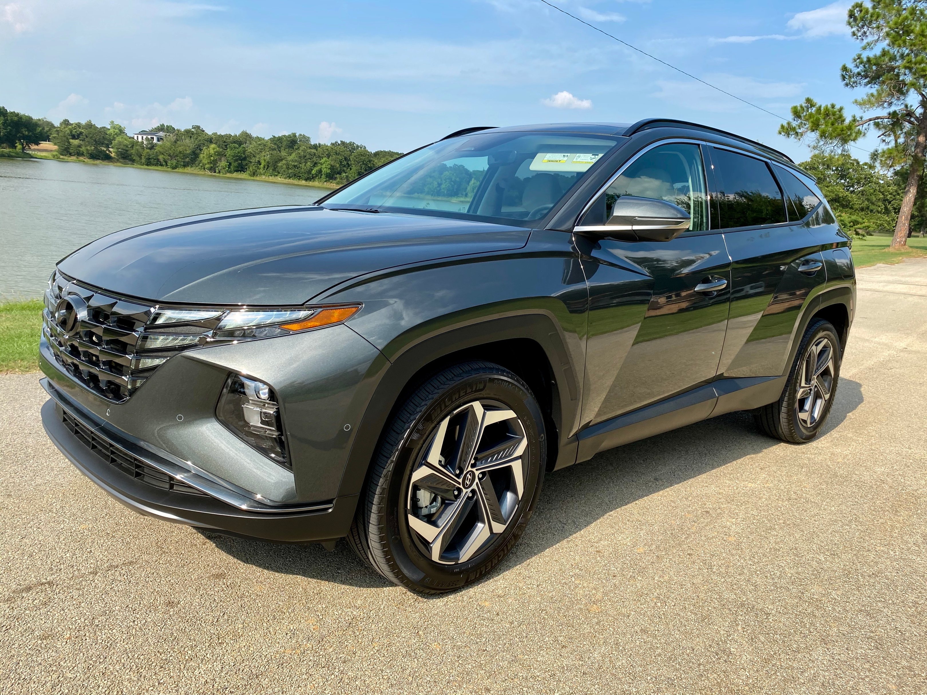 2022 Hyundai Tucson Limited AWD Hybrid Review