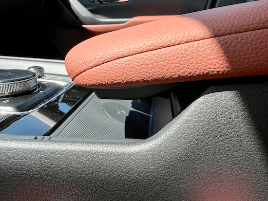 2022-Mazda-CX-50-tms-wireless-charger-carpro