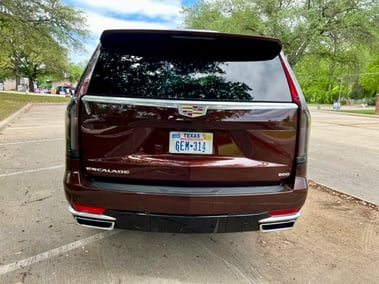 2022-cadiillac-escalade-limited-tail-end-2carprousa