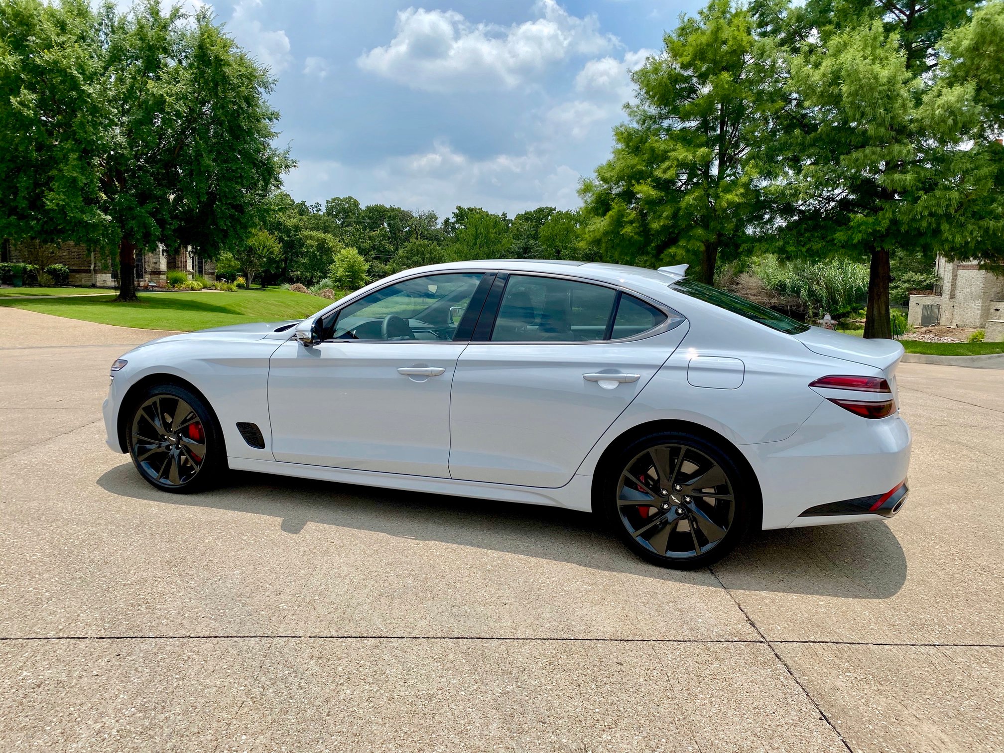2022 Genesis G70 3.3T RWD Sport Prestige Review