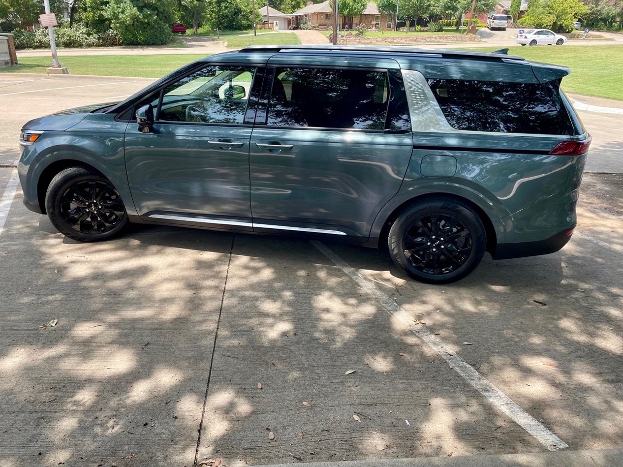 2022 Kia Carnival MPV SX Prestige Review