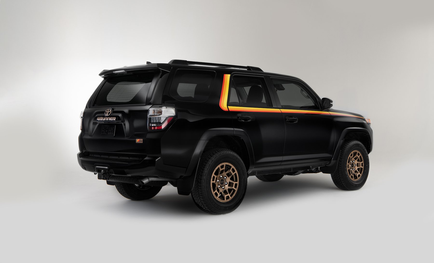 Toyota Debuts 40th Anniversary Edition 4Runner