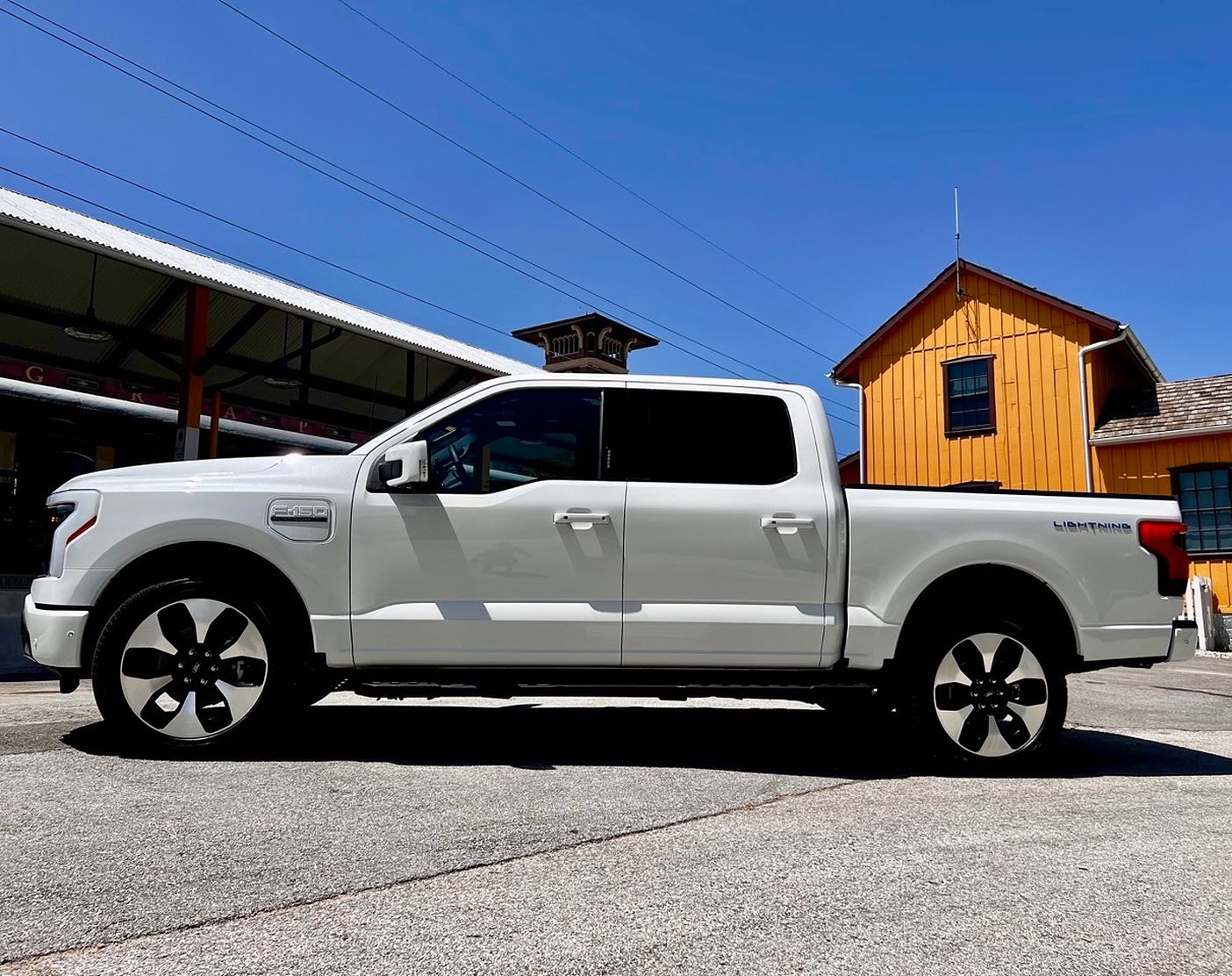 Special Look: 2022 Ford F-150 Lightning (VIDEO)