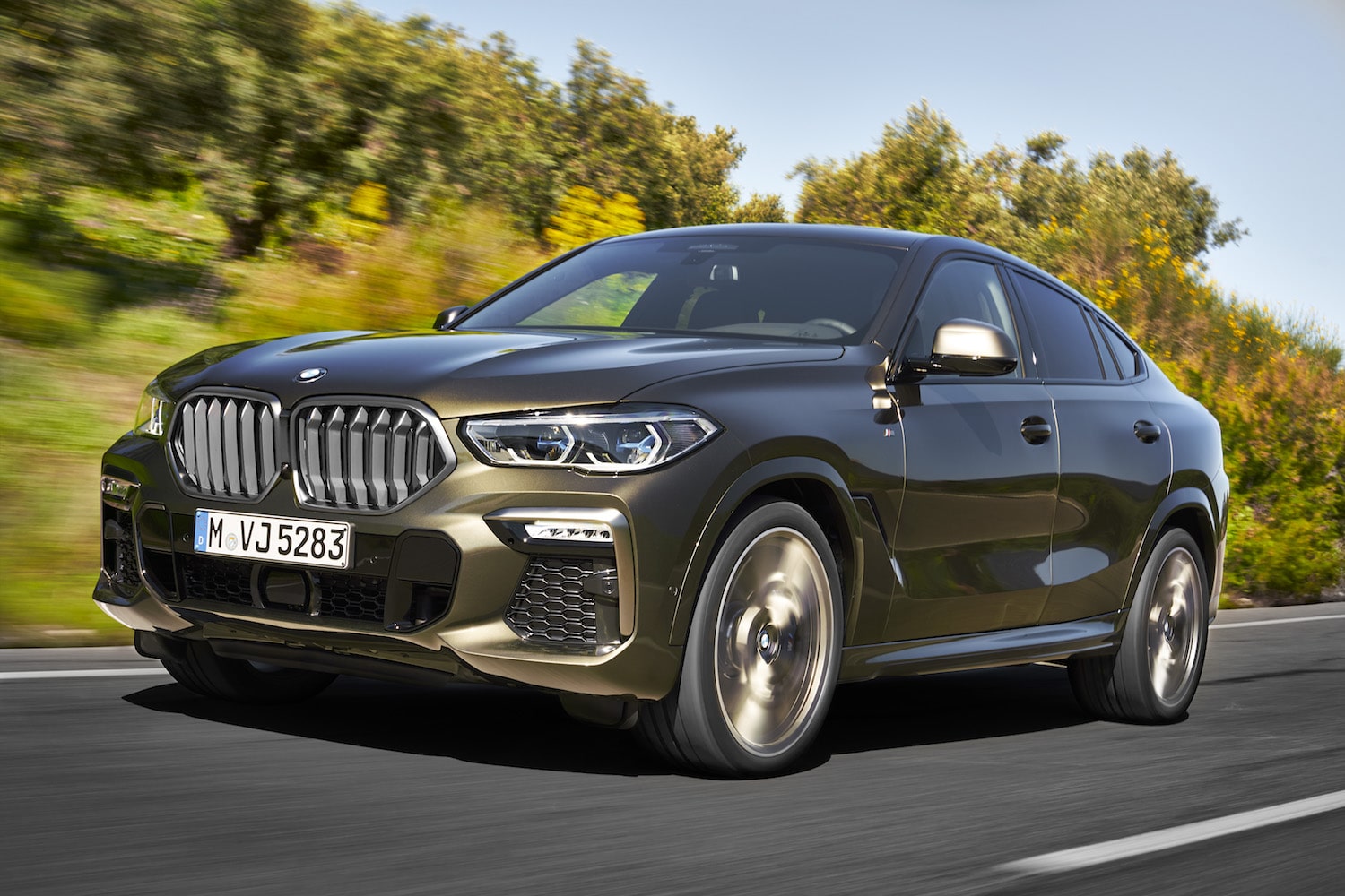 2020 BMW X6 xDrive 40i Review