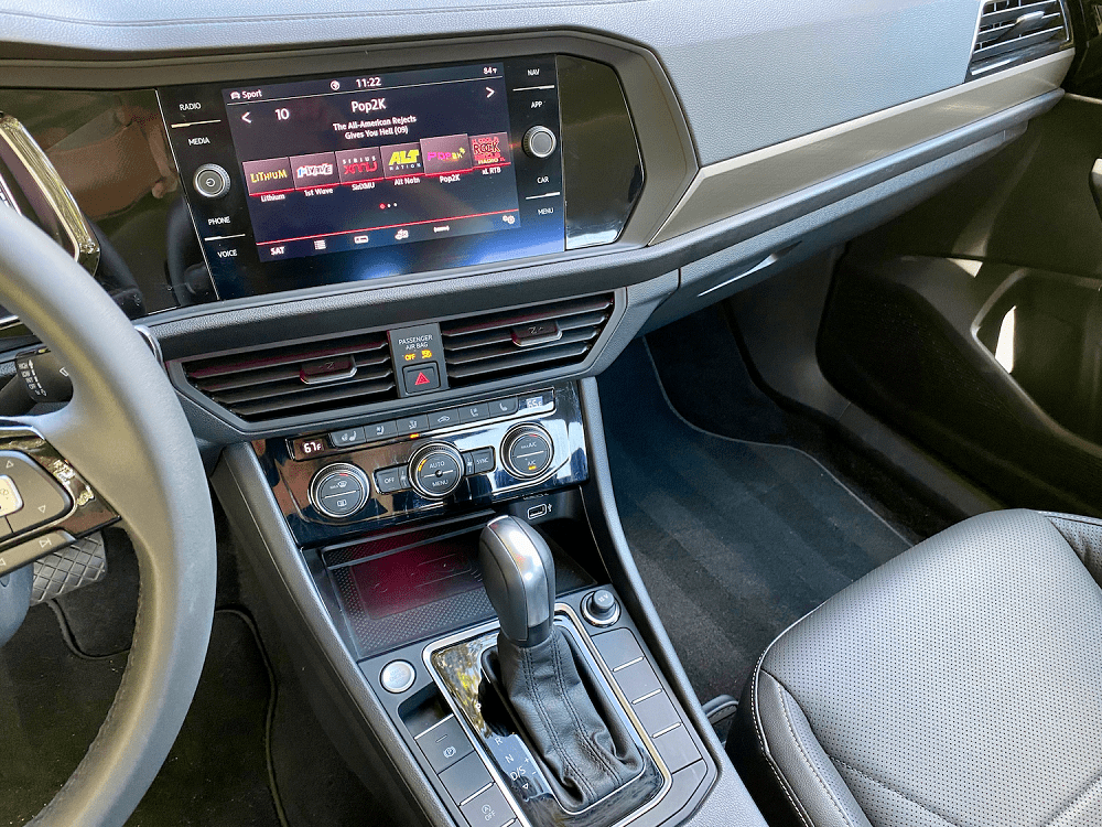 2020 Volkswagen Jetta SEL Premium interior